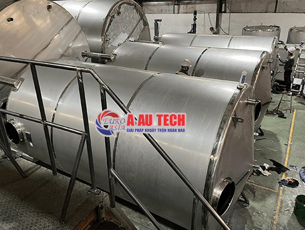 bồn chứa inox công nghiệp 4