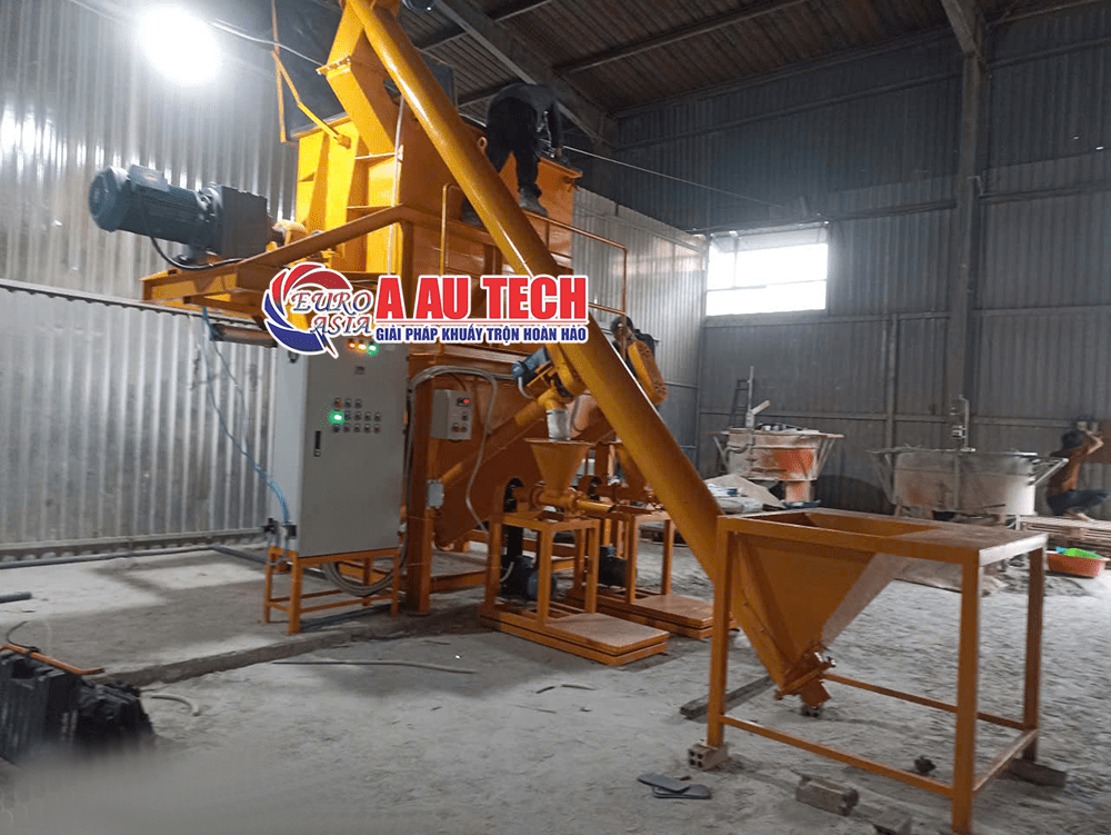 máy trộn bột trét 2 tấn 2 tầng