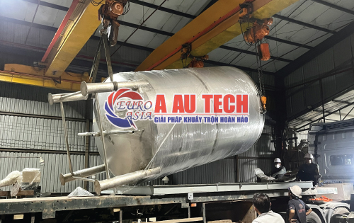 Bồn khuấy 11.000 lít