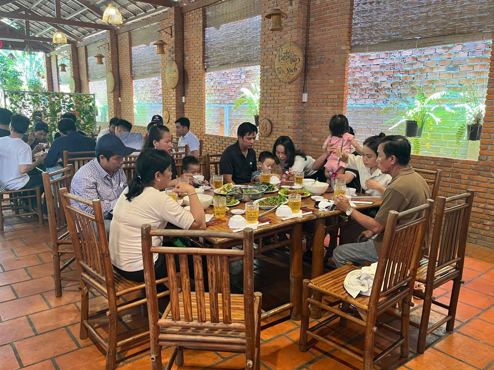 Du lịch Á Âu 2025