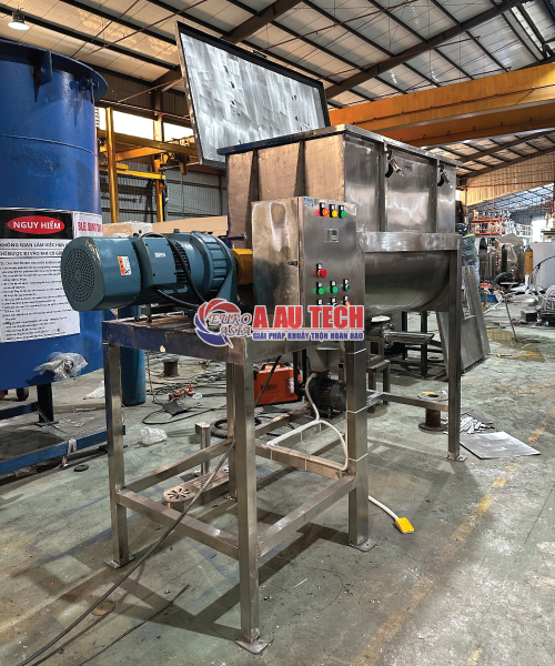 Máy trộn nằm ngang 1000L đóng bao vít tải 
