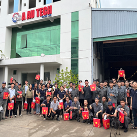   Văn hóa gắn kết tại Công ty Á Âu – Tặng bánh Trung Thu cho nhân viên 2025
